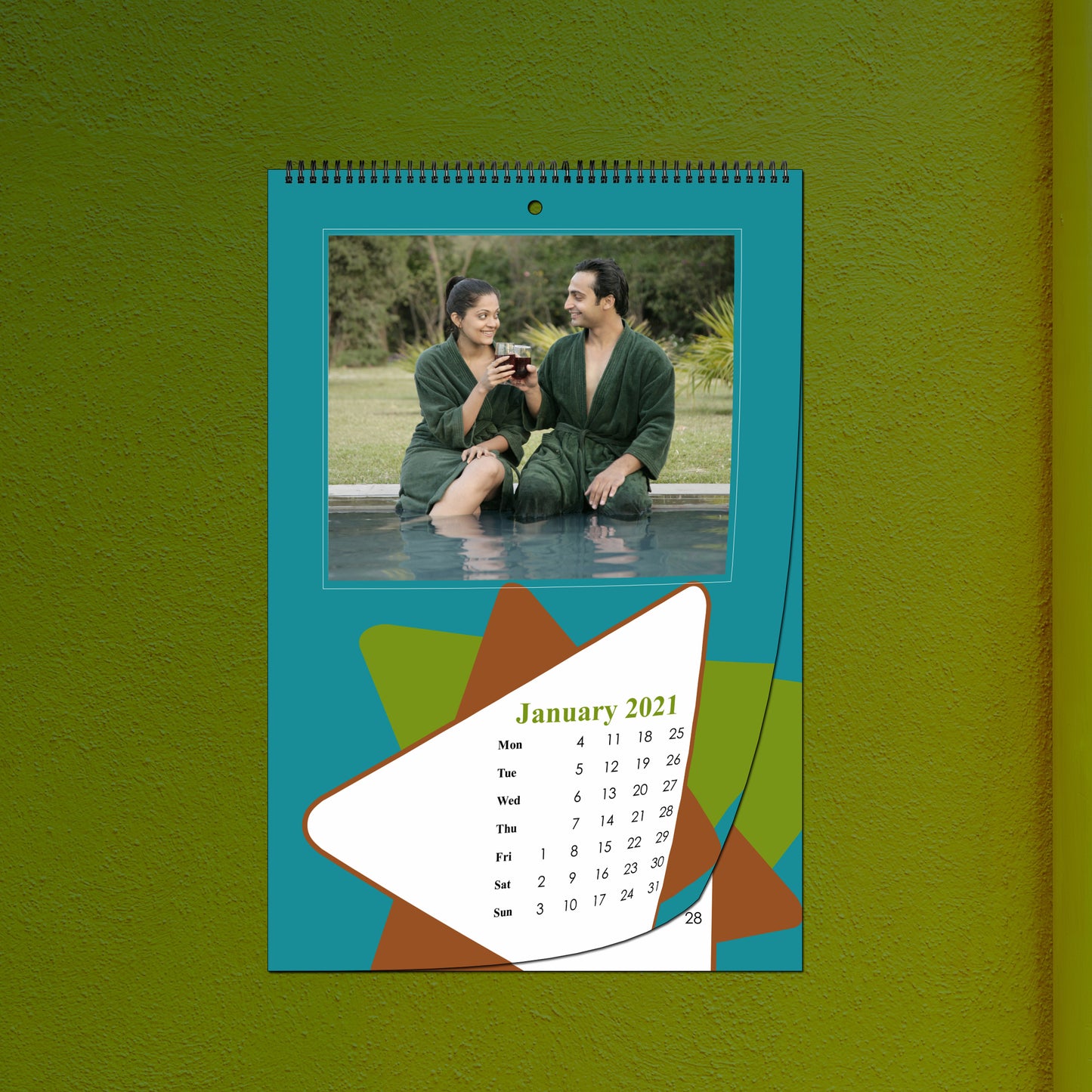 Buy & Send Personalized Photo Wall Calendars 2021 online in India at Zestpics