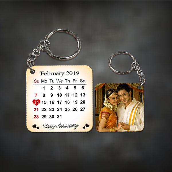 anniversary date keychain, keychain with date of anniversary, calendar couple keychain, love keychain calendar, keychain with calendar date, calendar keychain anniversary india, anniversary date keychain india