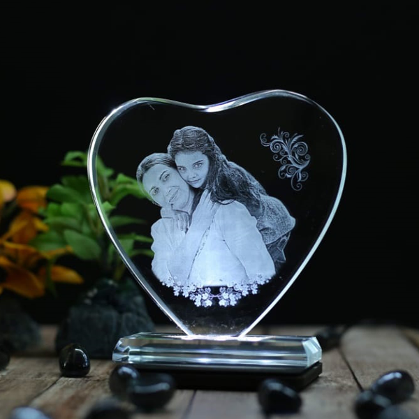 Clear Personalized Crystal Gifts, 50*50*50 Mm at Rs 1005 in Bengaluru | ID:  23244786512